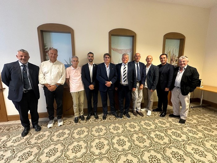 In Camera di Commercio nasce un tavolo tecnico che unisce Imperia all'Argentina In Camera di Commercio nasce un tavolo tecnico che unisce Imperia all'Argentina
