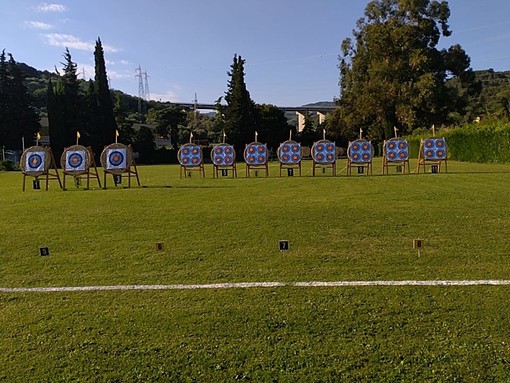 A San Bartolomeo al Mare la fase regionale del Trofeo Pinocchio di Tiro con l’arco