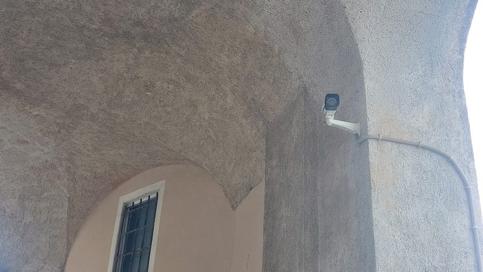 "Li prenderemo, non la faranno franca", Gagliano risponde sul vandalismo alle Logge di Santa Chiara "Li prenderemo, non la faranno franca", Gagliano risponde sul vandalismo alle Logge di Santa Chiara