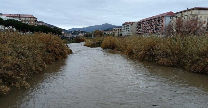 Maltempo, il torrente Impero si ingrossa (Video)