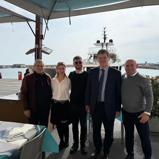 L’ex presidente albanese Bamir Topi conquistato dai sapori del ristorante Matamà in calata Cuneo L’ex presidente albanese Bamir Topi conquistato dai sapori del ristorante Matamà in calata Cuneo