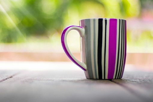 Marketing con gadget: perché le tazze con logo sono un investimento vincente per il tuo brand