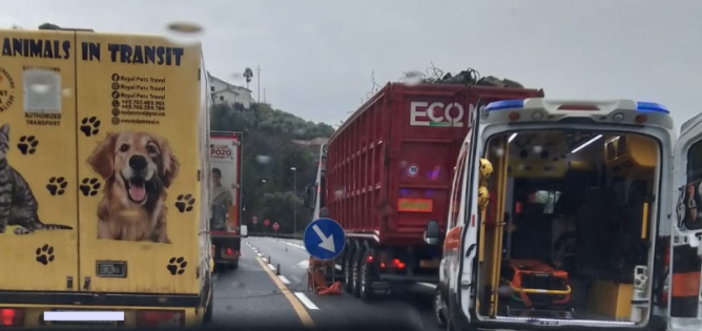 Tamponamento in Autofiori, uomo di 33 anni in gravi condizioni