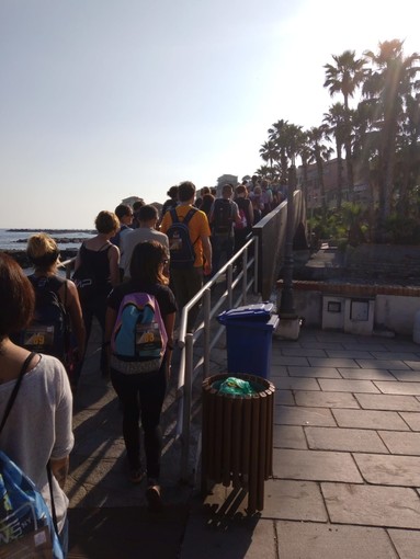 Due parole in riva al mare ad Imperia: via all'ottava edizione con il trekking letterario al chiaro di luna Due parole in riva al mare ad Imperia: via all'ottava edizione con il trekking letterario al chiaro di luna