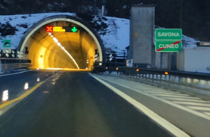 "Stop ai pedaggi sulla Torino-Savona se ci sono troppi cantieri": l'appello di Regione e Comune alle Autostrade "Stop ai pedaggi sulla Torino-Savona se ci sono troppi cantieri": l'appello di Regione e Comune alle Autostrade