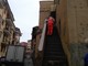 Imperia: donna si barrica in casa in via Pirinoli, momenti di paura ed intervento dei soccorsi (foto)