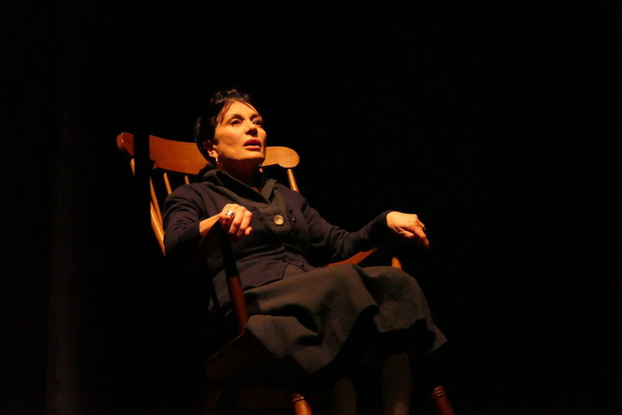 Rosaria De Cicco in 'L'Ultima eclissi' al Teatro dell'Albero di San Lorenzo al Mare
