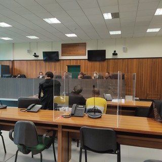 In Corte d’Assise il processo per l’omicidio del migrante a Roverino: caccia a un un testimone, l’unico amico dell’imputato (foto)