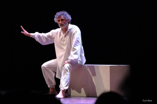 Enrico Lo Verso in 'Uno, Nessuno, Centomila' al Teatro del Casinò di Sanremo