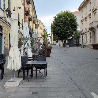 LA GRAFFIATA. Ferragosto 2026, Imperia overbooking
