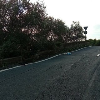 AL DIRETTORE. &quot;Mezzi da 40 tonnellate su strade da 3,5: così il cedimento era prevedibile&quot;