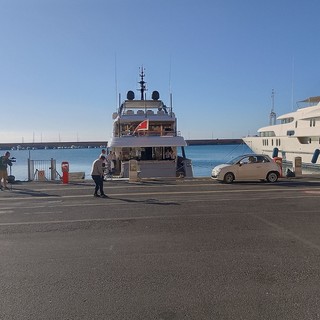 Ciak, si gira a Oneglia, influencer stranieri e yacht nel set d’autunno Ciak, si gira a Oneglia, influencer stranieri e yacht nel set d’autunno