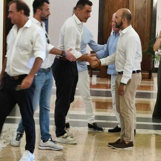 Vannacci si congeda da Scajola e Vassallo ieri a Palazzo civico