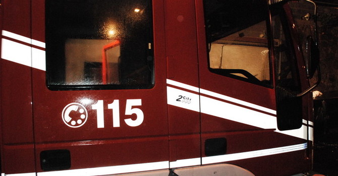 Auto precipita per 40 metri in un burrone a Monesi, tre persone a bordo