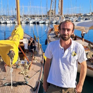 Vele d’epoca,   Flying Joyant un gioiello raro con un padre nobile