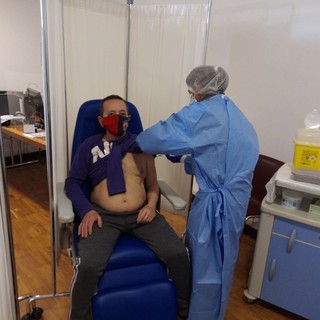 Coronavirus: la conferma del presidente Toti "Dal 31 maggio vaccino Pfizer anche in farmacia" Coronavirus: la conferma del presidente Toti "Dal 31 maggio vaccino Pfizer anche in farmacia"