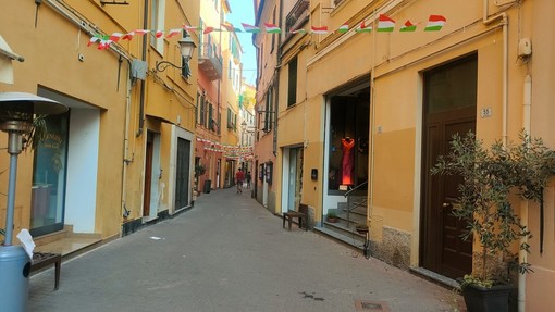Imperia, anziano aggredito in via dell’Ospedale da un gruppo di giovani