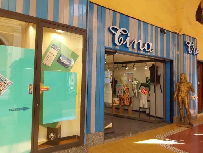 Imperia, dopo oltre quarant’anni di attività chiude Tina Tre Imperia, dopo oltre quarant’anni di attività chiude Tina Tre