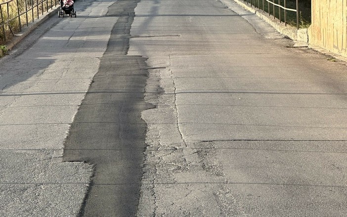 L'INTERVENTO. "Strade rifatte, strade sfondate  a Diano Marina, l'ennesima dimostrazione di una gestione scoordinata dei sottoservizi"