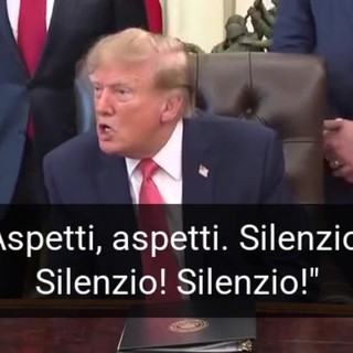 Trump ringhia alla giornalista: "Silenzio! Sei una persona disturbata" Trump ringhia alla giornalista: "Silenzio! Sei una persona disturbata"