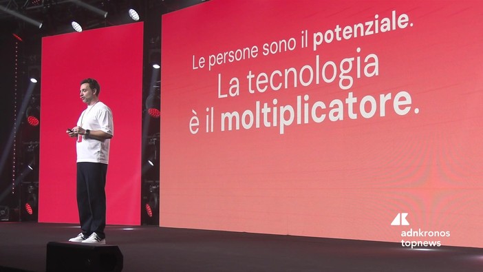 Ai, Factorial presenta il Business Facts Index 2026 a Milano: "Più Ai non significa meno lavoro"