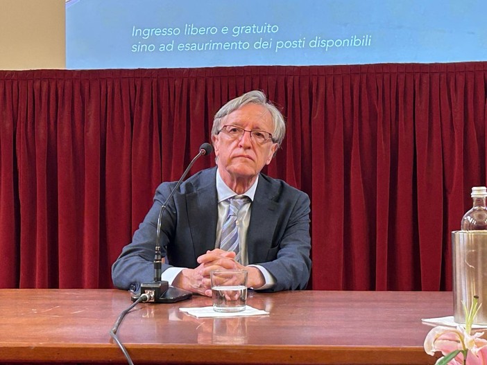 Il professor Vittorio Coletti