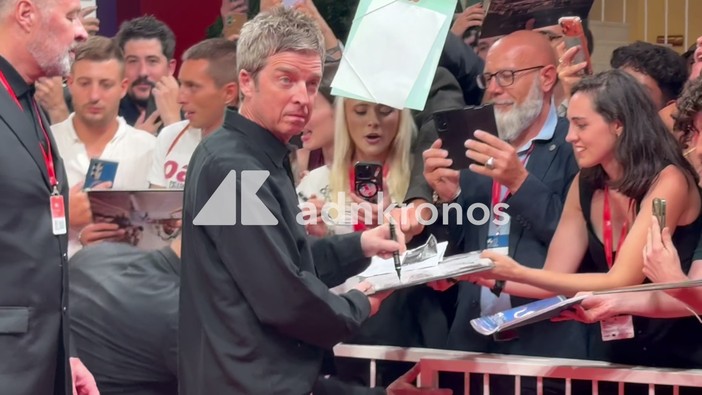 "Il prossimo anno verremo a Roma", parola di Liam Gallagher a Venezia 83