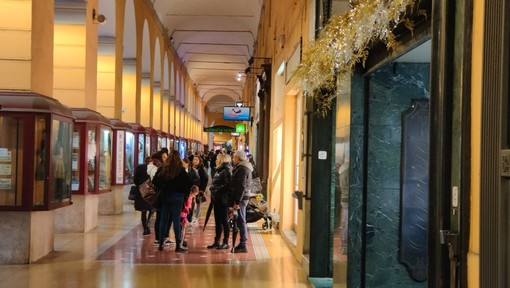 Il Civ NuovOneglia lancia la campagna natalizia 'A Natale Compra Locale' Il Civ NuovOneglia lancia la campagna natalizia 'A Natale Compra Locale'