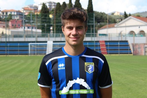 Calcio: concluso il rapporto sportivo tra l'Imperia e il centrocampista Valentino Cassini