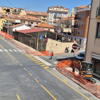 Rincaro dei materiali, il Comune riorganizza il piano asfalti di via Schiva