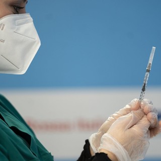 Dal 1° febbraio vaccinazioni anche al Palafiori di Sanremo, al via le prenotazioni