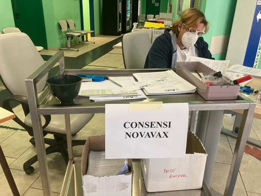 Coronavirus: non si vaccina quasi più nessuno, nell'ultima settimana percentuale salita solo dello 0,14 Coronavirus: non si vaccina quasi più nessuno, nell'ultima settimana percentuale salita solo dello 0,14