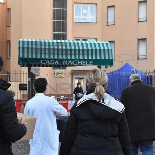 A due centenarie di Casa Rachele 'Zitomirski' di Vallecrosia i primi vaccini Covid per le RSA della provincia di Imperia (foto e video)