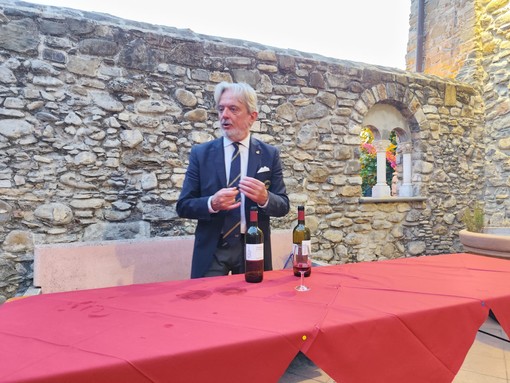 Quattro vitigni hanno vestito a festa San Lorenzo per Vini d’Amare (foto)