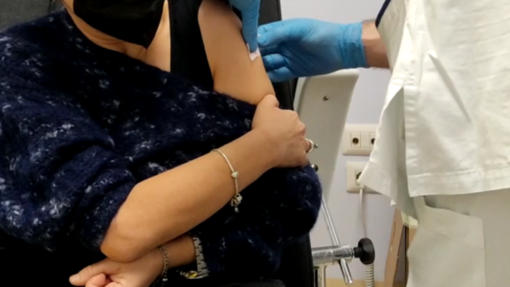 Quarta dose over 60 e soggetti fragili, da lunedì al via con le prenotazioni: le indicazioni di Asl 1 Quarta dose over 60 e soggetti fragili, da lunedì al via con le prenotazioni: le indicazioni di Asl 1