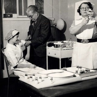 ACCADDE OGGI, 8 OTTOBRE 1981. L'influenza stagionale è già arrivata ma a Imperia il vaccino non c'è ancora ACCADDE OGGI, 8 OTTOBRE 1981. L'influenza stagionale è già arrivata ma a Imperia il vaccino non c'è ancora