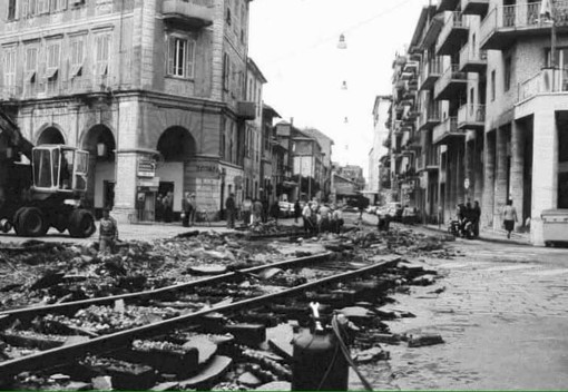 ACCADDE OGGI, 12 MAGGIO 1983. Via Schiva finalmente rifatta
