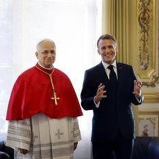Papa: "Stop a corsa armamenti, possesso armi nucleari non è garanzia di sicurezza". Macron: "La Francia è dalla parte della pace" Papa: "Stop a corsa armamenti, possesso armi nucleari non è garanzia di sicurezza". Macron: "La Francia è dalla parte della pace"