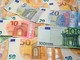 Trova 110mila euro in un cassetto: "Erano su libretti di risparmio di 50 anni fa" Trova 110mila euro in un cassetto: "Erano su libretti di risparmio di 50 anni fa"