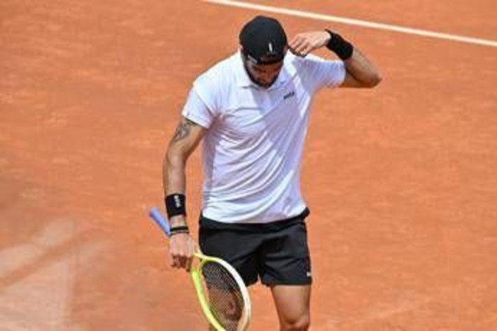 Roland Garros, Berrettini soffre il caldo di Parigi: cos'è successo con Fucsovics