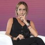 Incidente per Arianna Meloni, polso rotto in vacanza: le foto con il gesso
