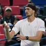 Zverev ko in semifinale a Shanghai e Sinner ringrazia
