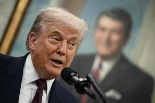 Dazi, scattano le tariffe Usa. Trump esulta: "Arrivano miliardi di dollari"
