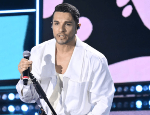 Marco Carta ricoverato in ospedale, come sta il cantante: "Annullato il concerto" Marco Carta ricoverato in ospedale, come sta il cantante: "Annullato il concerto"