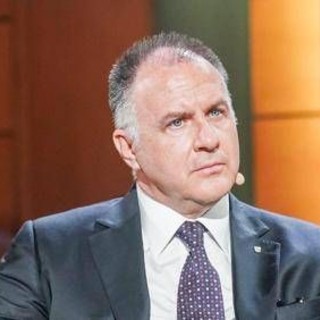 Orsini attacca l’Europa: “Miopia che spaventa, forse va cambiata la governance”. Allarme su energia e recessione