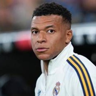 Mbappé, la vacanza in Sardegna fa infuriare i tifosi del Real: "Vattene"