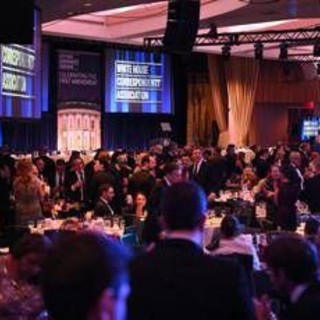 Trump, gli spari a Washington e la 'fuga' del presidente