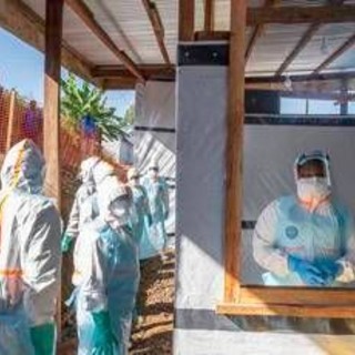 Ebola, test negativo per paziente rientrato in Sardegna dal Congo: cosa dicono gli esperti su allarme e sorveglianza in Italia