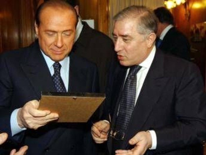 Berlusconi e Dell'Utri, archiviate le accuse per le stragi di mafia del 1993: "Nessuna prova"