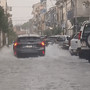 Maltempo in Toscana, bomba d'acqua su Empoli: 43 mm in mezz'ora, strade come fiumi Maltempo in Toscana, bomba d'acqua su Empoli: 43 mm in mezz'ora, strade come fiumi